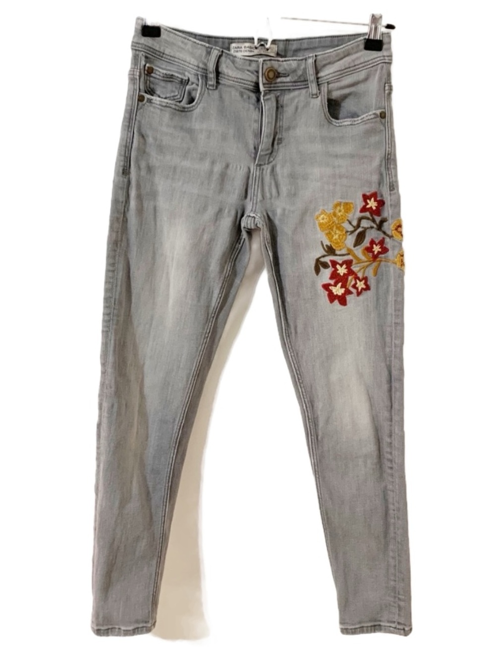 Zara Basic Embroidered Z1975 Lightly Distressed Gray Color Denim Skinny Jeans